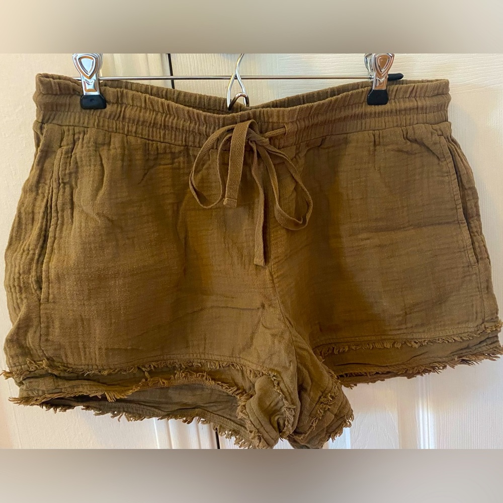 Cloth and Stone Cotton shorts